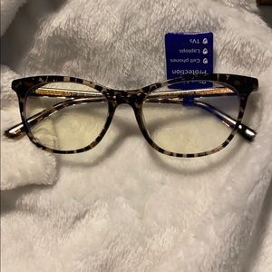 Brand new never worn blue light blocking
